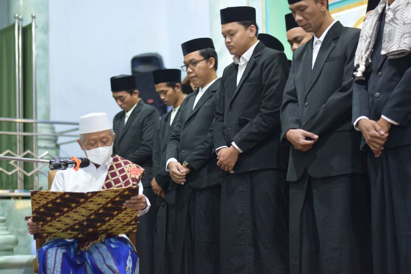 Menandai Babak Baru, Pondok Pesantren Miftahul Huda Menggelar Pelantikan Pengurus dan Panitia Haflatul Imtihan